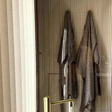 537 Emilion - Luxury 4*