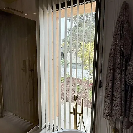 537 Emilion - Luxury Couette-café Saint-Laurent-des-Combes