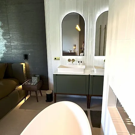 537 Emilion - Luxury Couette-café Saint-Laurent-des-Combes